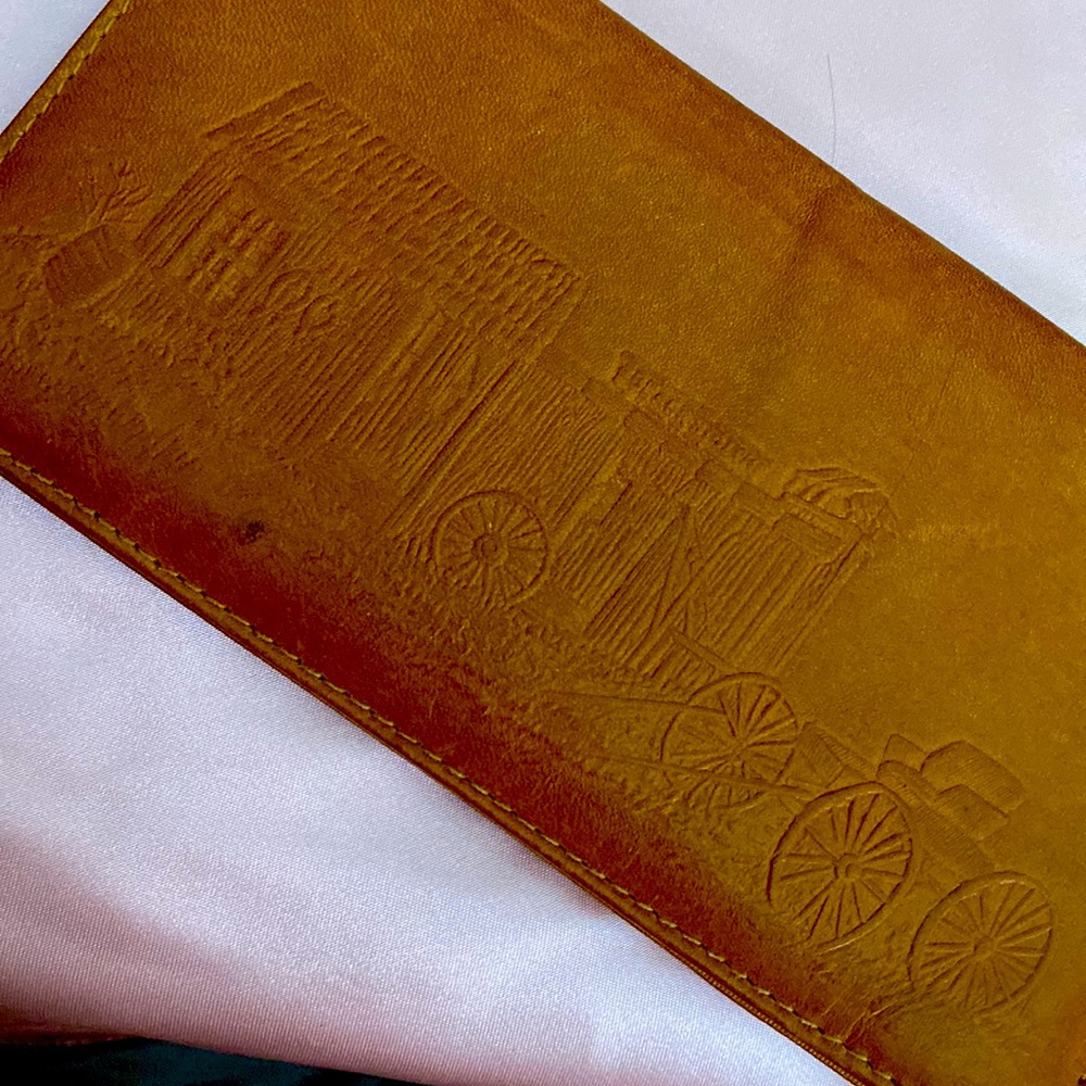 NWOT Leather Billfold Wallet Embossed With Old Country Scene